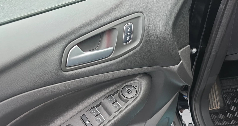 Ford Kuga cena 77900 przebieg: 122910, rok produkcji 2017 z Oleśnica małe 529